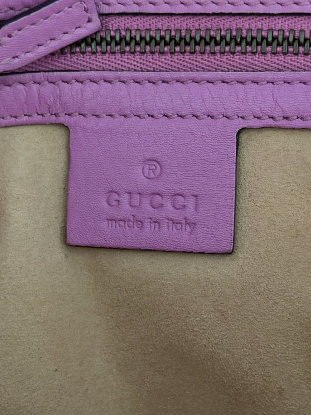 Gucci GG Marmont Medium Matelassé Shoulder Bag Fuchsia Pink Leather - Picture 6 of 6